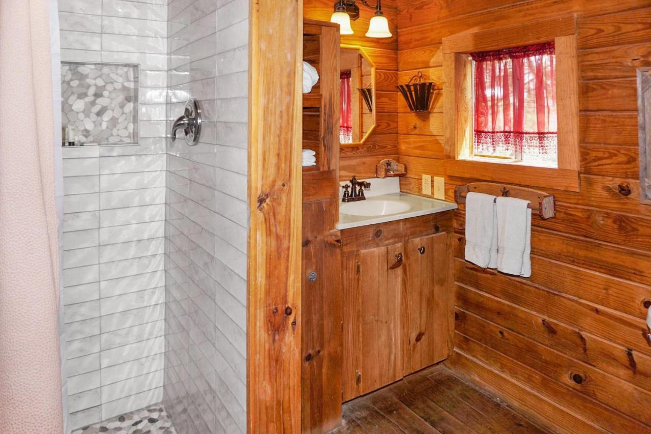 Cozy Cabin Wimberley Bagian luar foto
