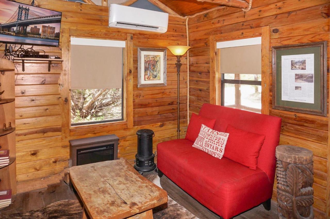 Cozy Cabin Wimberley Bagian luar foto